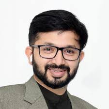 Dr Akshay Nadkarni